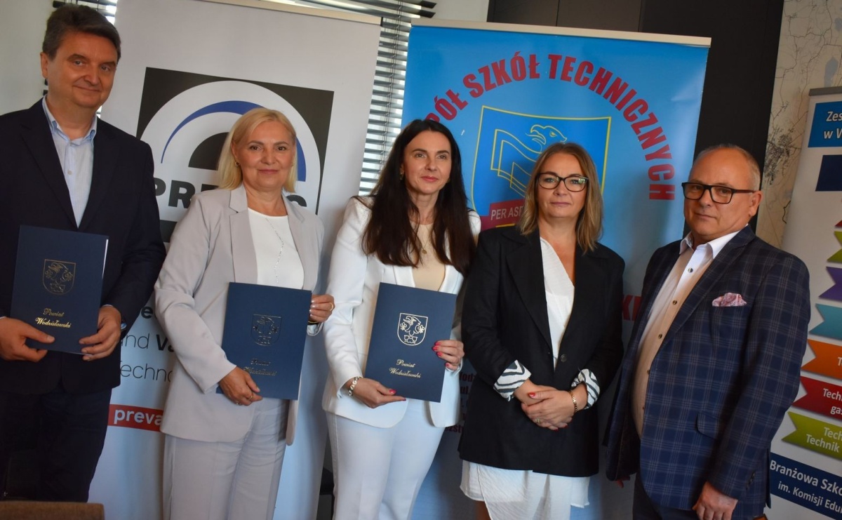 Dwie powiatowe szkoły z kolejnym partnerem - Serwis informacyjny z Raciborza - naszraciborz.pl