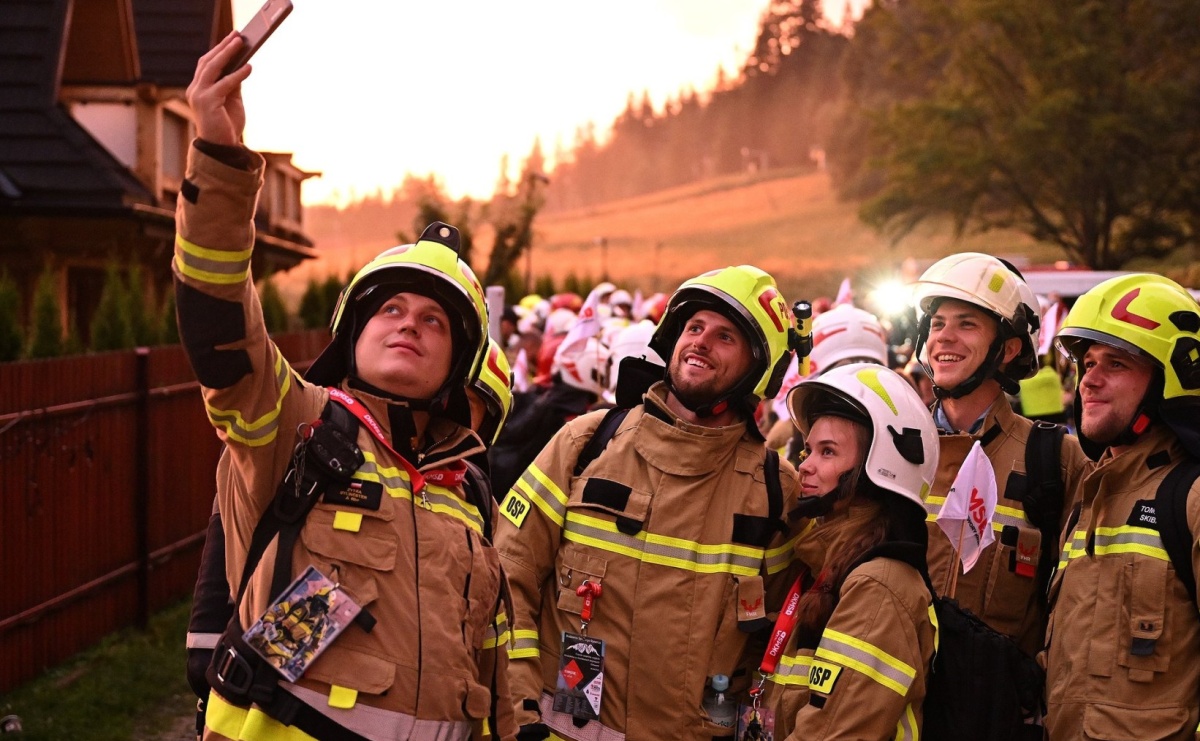 Gaszą pożary, a w Karkonoszach rozpalą nadzieję! - Serwis informacyjny z Raciborza - naszraciborz.pl