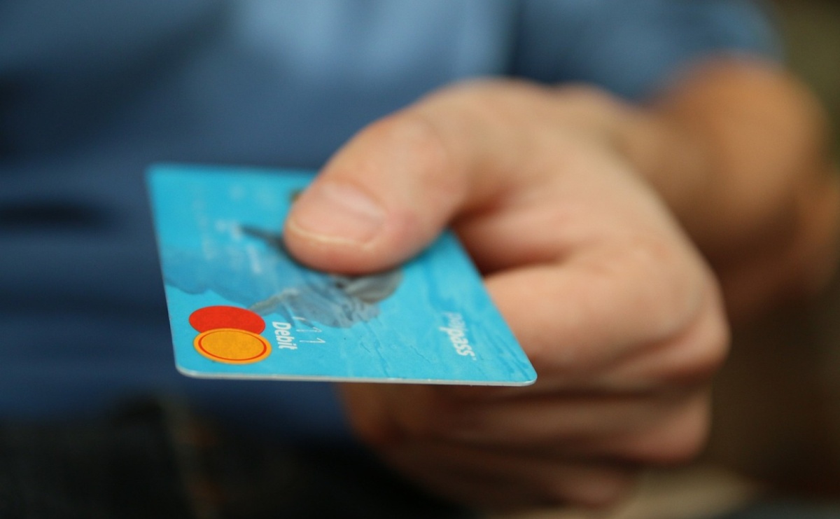 Kobieta zgłosiła kradzież karty płatniczej. Winnym okazał się jej syn - Serwis informacyjny z Wodzisławia Śląskiego - naszwodzislaw.com