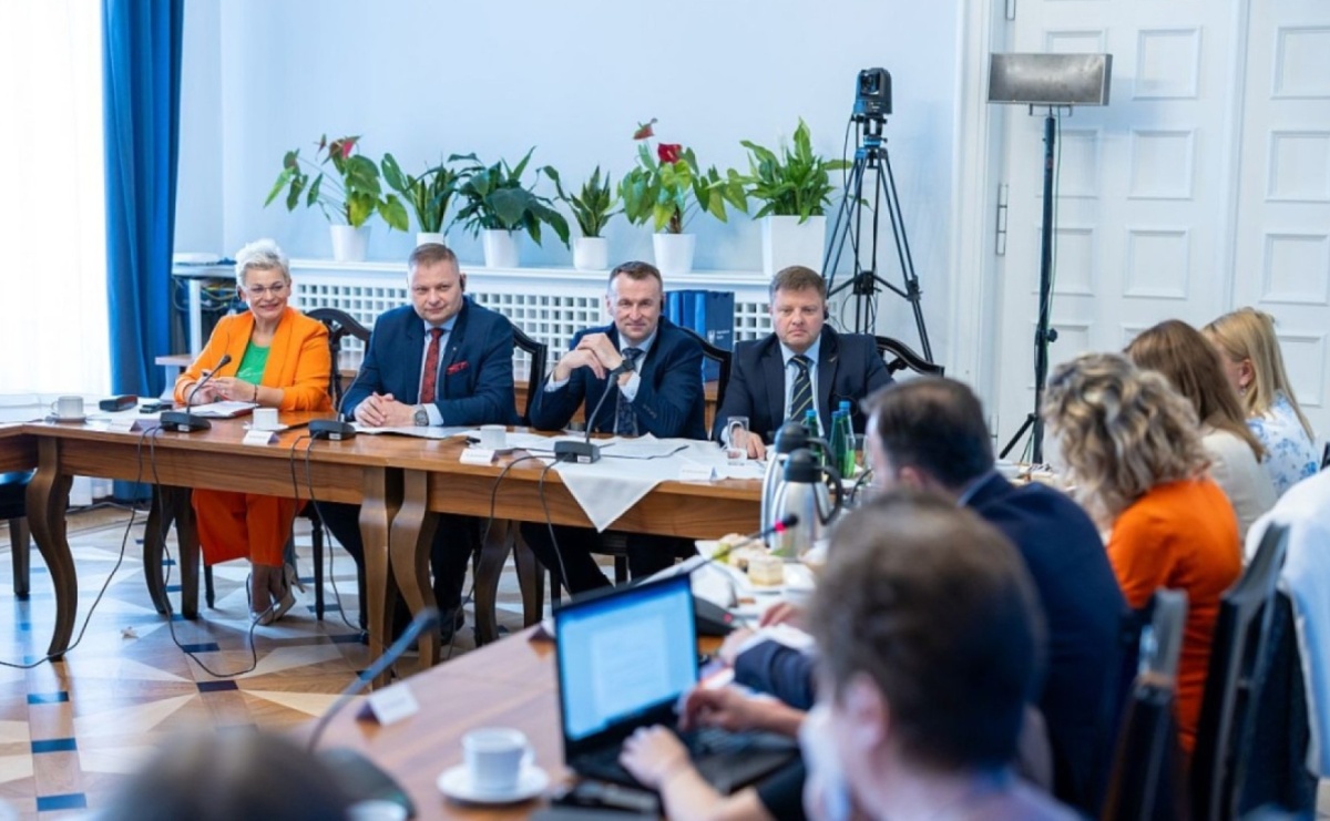 Województwo Śląskie odnowiło porozumienie z Krajem Związkowym Nadrenią Północną-Westfalią i Regionem Hauts-de-France - Serwis informacyjny z Raciborza - naszraciborz.pl