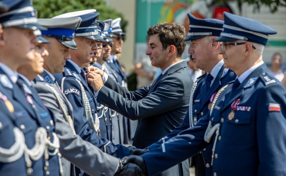 Wojewódzkie Obchody Święta Policji garnizonu śląskiego w Żorach - Serwis informacyjny z Wodzisławia Śląskiego - naszwodzislaw.com