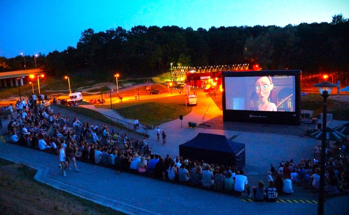 Food trucki i kino plenerowe na Trzech Wzgórzach - Serwis informacyjny z Raciborza - naszraciborz.pl