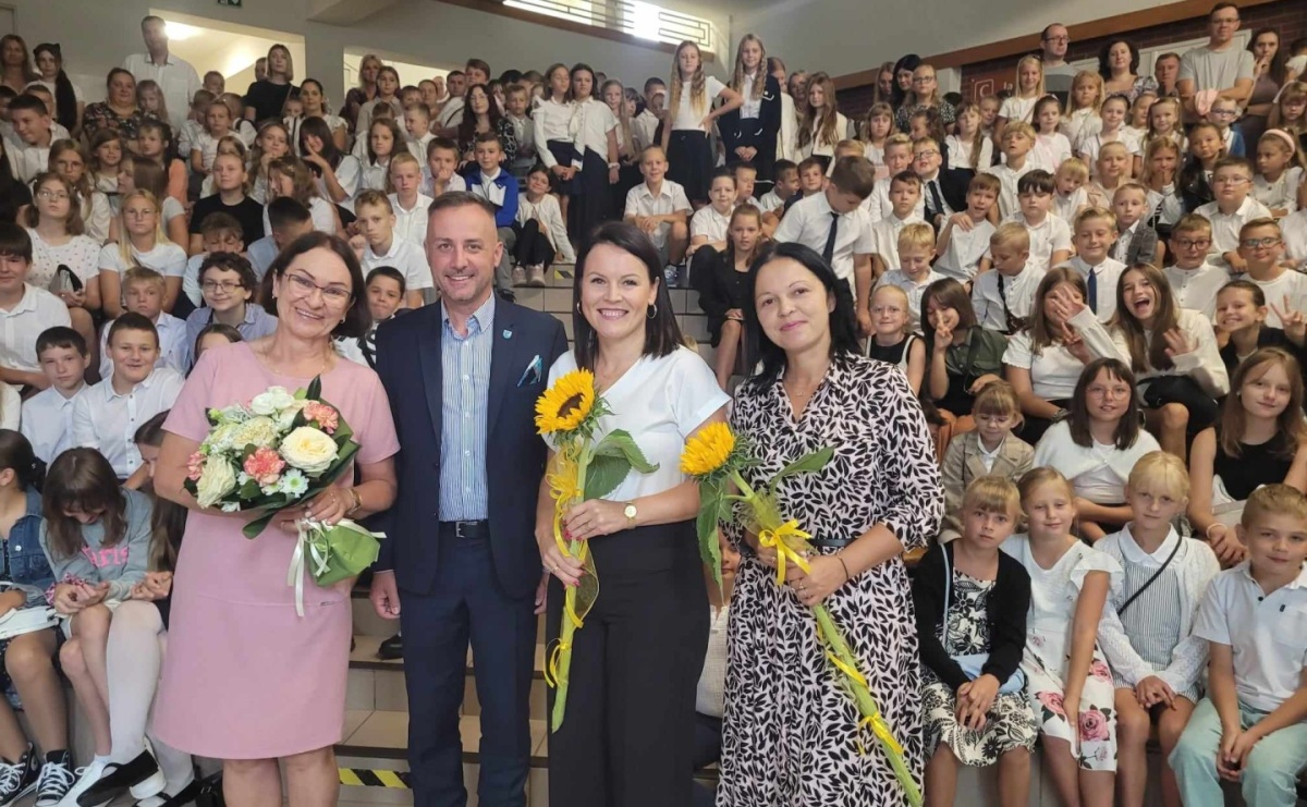 Nowy rok szkolny dla ponad tysiąca uczniów i przedszkolaków w Gminie Mszana - Serwis informacyjny z Raciborza - naszraciborz.pl