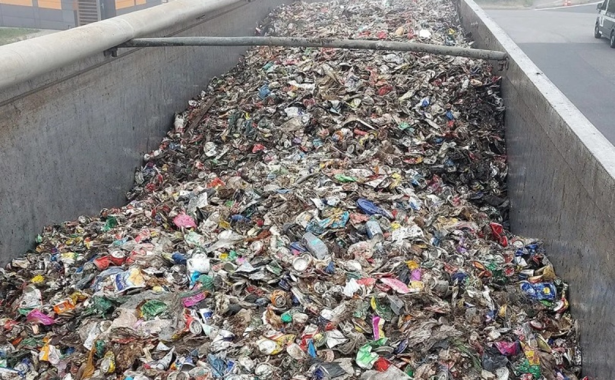 Miszmasz odpadów na A4. KAS zatrzymała nielegalny transport z Niemiec - Serwis informacyjny z Raciborza - naszraciborz.pl