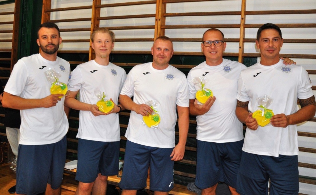 Integracyjny mecz z udziałem wodzisławskich policjantów - Serwis informacyjny z Raciborza - naszraciborz.pl