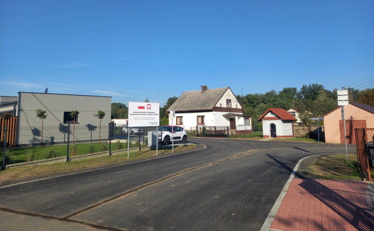 Zakończono przebudowę ul. Owocowej w Wodzisławiu Śląskim - Serwis informacyjny z Raciborza - naszraciborz.pl