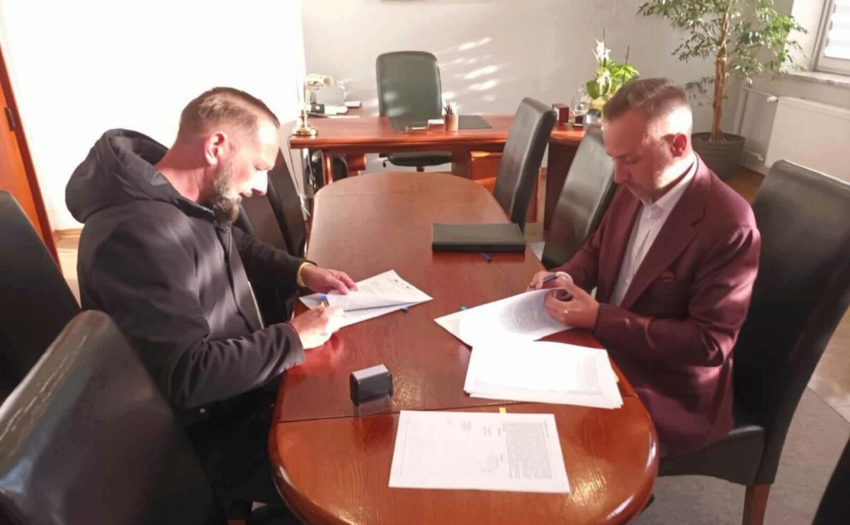 Ulica Folwark w Połomi zostanie zmodernizowana. Podpisano umowę z wykonawcą - Serwis informacyjny z Wodzisławia Śląskiego - naszwodzislaw.com