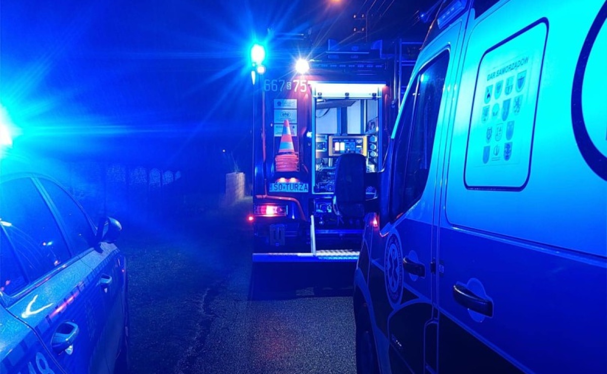 Dramatyczne sceny w Turzy Śląskiej. Oblał się łatwopalną cieczą i podpalił - Serwis informacyjny z Wodzisławia Śląskiego - naszwodzislaw.com