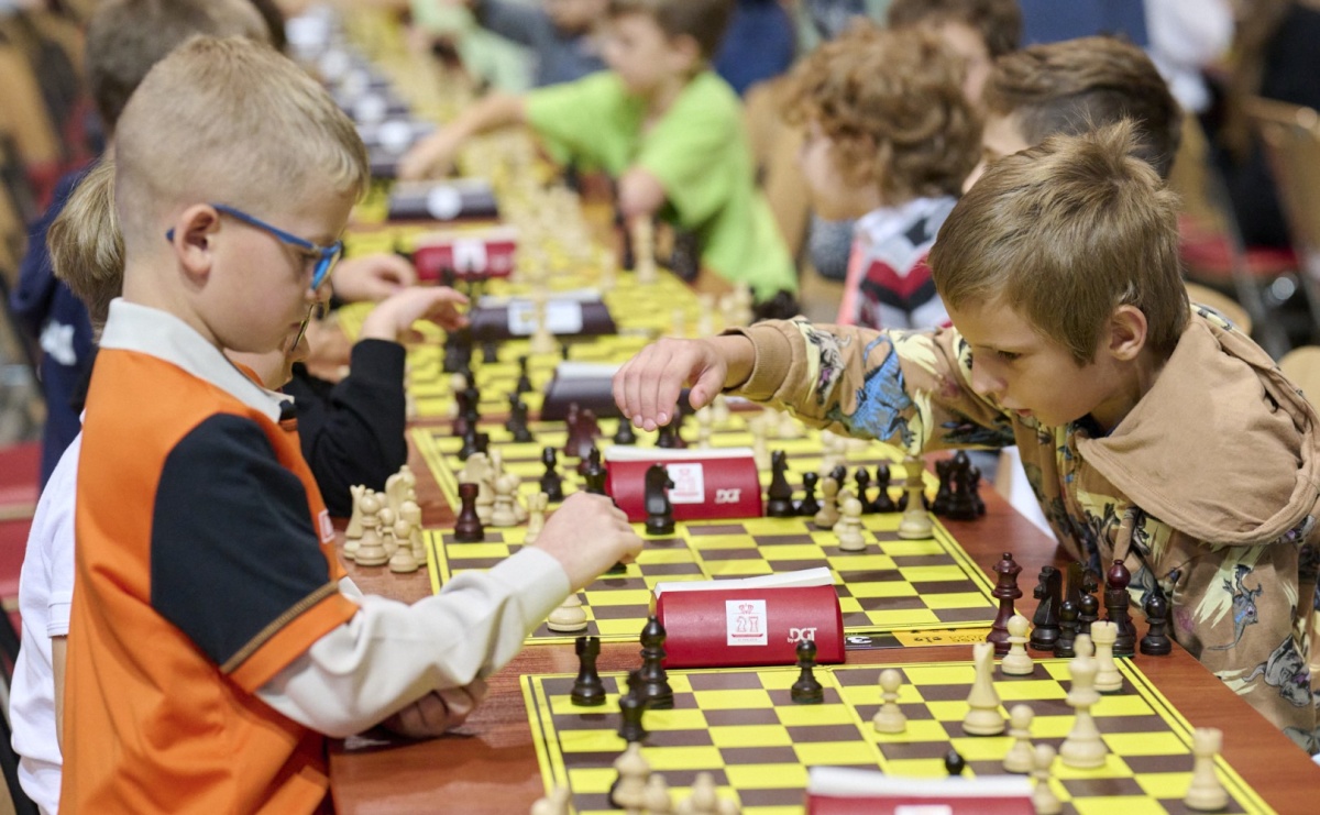 Blisko 1200 młodych szachistów rywalizowało w katowickim Spodku. Wspaniałe emocje i wzruszenia w legendarnej hali - Serwis informacyjny z Raciborza - naszraciborz.pl