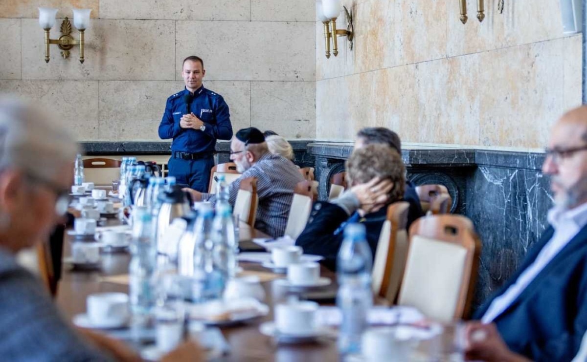 Spotkanie przedstawicieli stowarzyszeń mniejszości narodowych i etnicznych w Urzędzie Wojewódzkim - Serwis informacyjny z Wodzisławia Śląskiego - naszwodzislaw.com