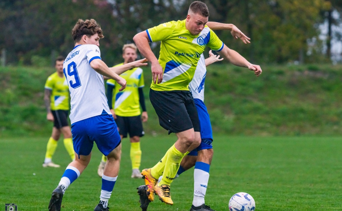 Naprzód Czyżowice przerwał passę Unii Racibórz [FOTO] - Serwis informacyjny z Raciborza - naszraciborz.pl