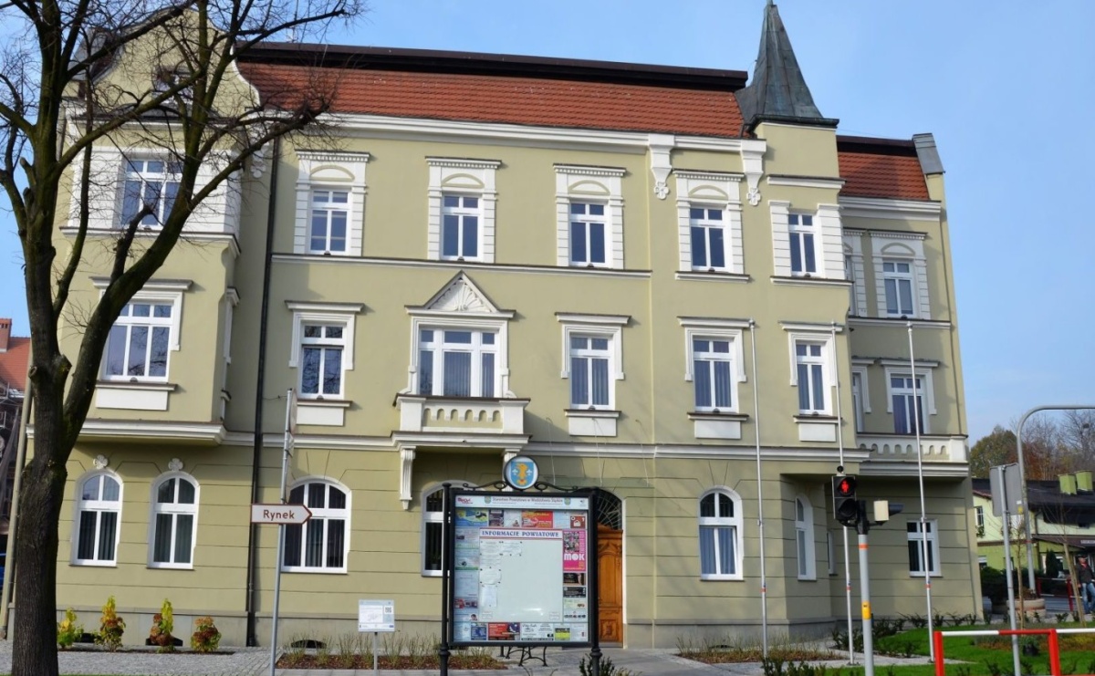 W ostatni dzień października starostwo pracuje krócej - Serwis informacyjny z Raciborza - naszraciborz.pl