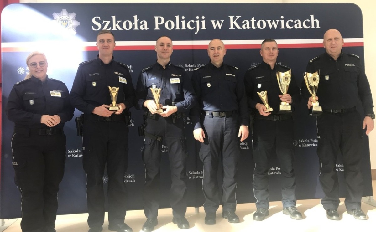 Dzielnicowi z Wodzisławia Śląskiego wśród najlepszych w Polsce - Serwis informacyjny z Wodzisławia Śląskiego - naszwodzislaw.com