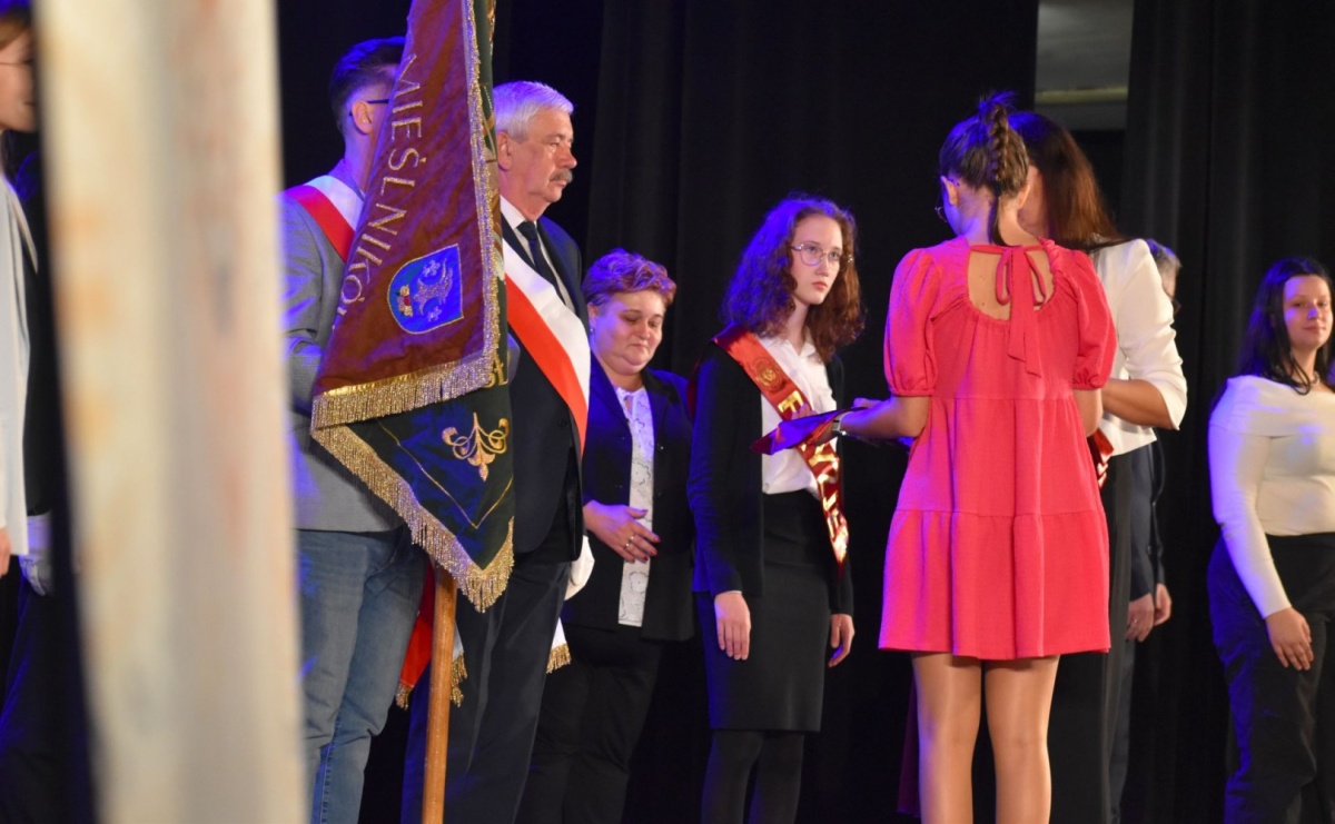 Uczniowie rzemiosła złożyli ślubowanie - Serwis informacyjny z Raciborza - naszraciborz.pl