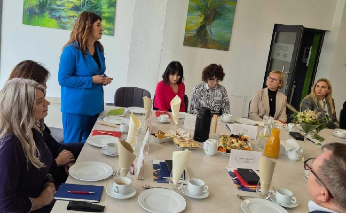 Jak wykorzystać potencjał zawodowy Silversów na rynku pracy? Debata w wodzisławskim PUP - Serwis informacyjny z Wodzisławia Śląskiego - naszwodzislaw.com