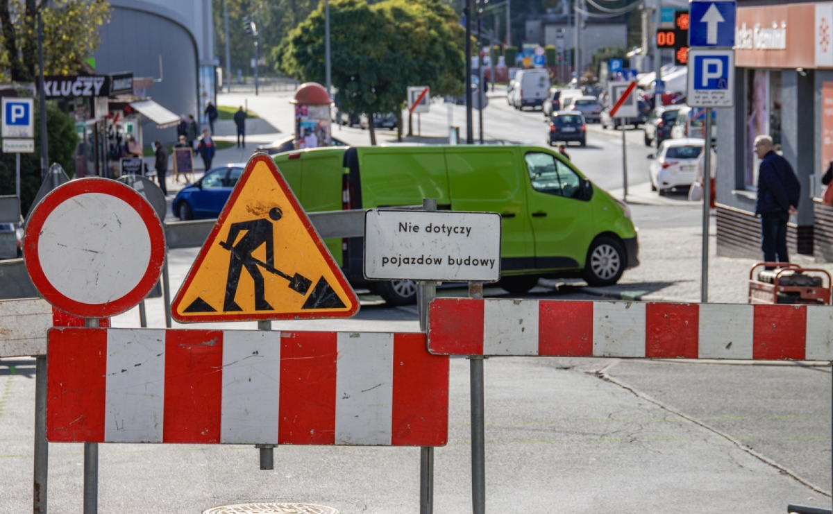 Utrudnienia na skrzyżowaniu ulic Słowackiego z Targową w Wodzisławiu Śląskim - Serwis informacyjny z Raciborza - naszraciborz.pl