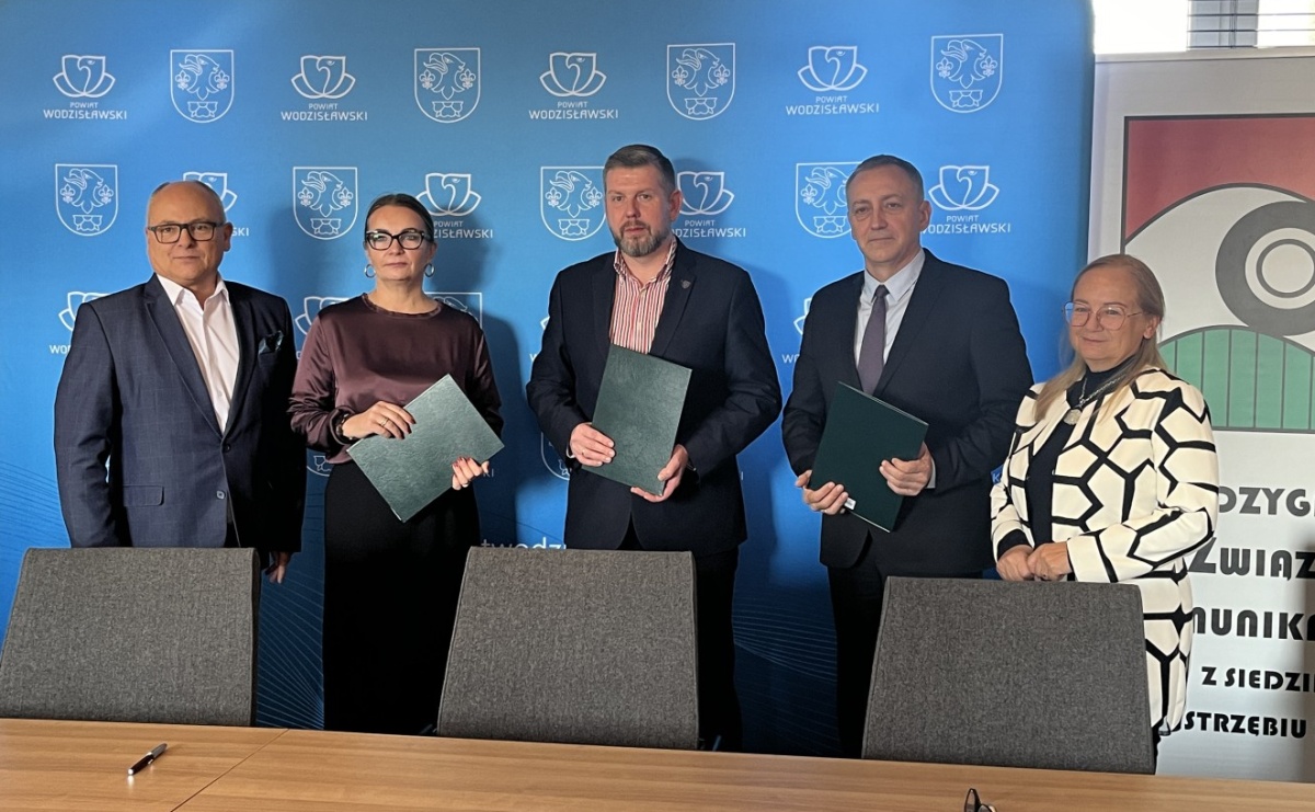 Porozumienie MZK z powiatem wodzisławskim i miastem Wodzisław Śląski - Serwis informacyjny z Wodzisławia Śląskiego - naszwodzislaw.com