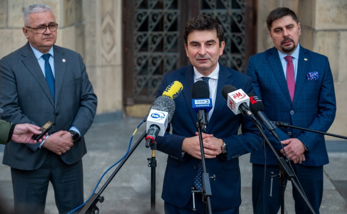 Rozporządzenie w sprawie walki z wirusem ptasiej grypy w powiatach raciborskim, rybnickim i wodzisławskim. Martwe ptaki w czaszy zbiornika Racibórz - Serwis informacyjny z Raciborza - naszraciborz.pl