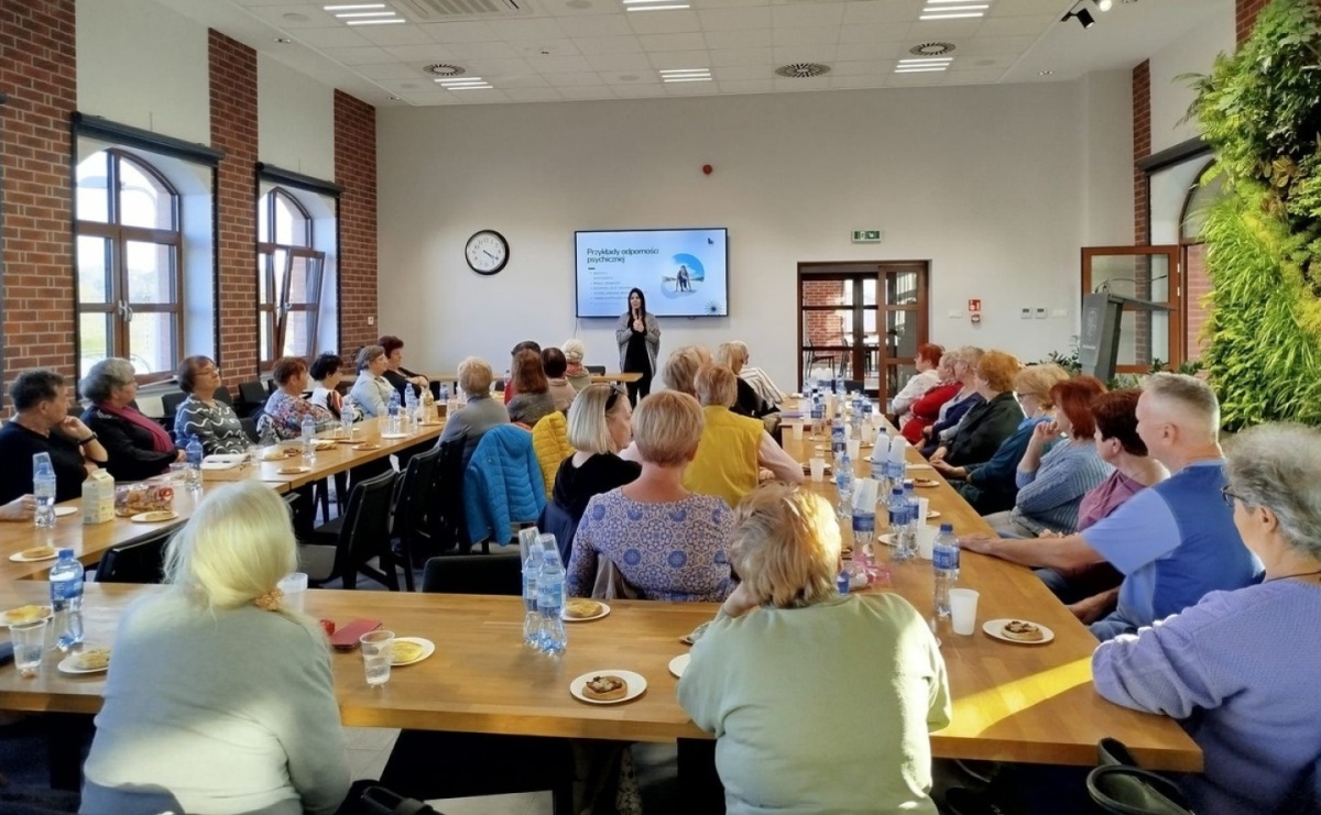 Jak być wsparciem dla bliskich? Za nami wykład dla seniorów - Serwis informacyjny z Wodzisławia Śląskiego - naszwodzislaw.com
