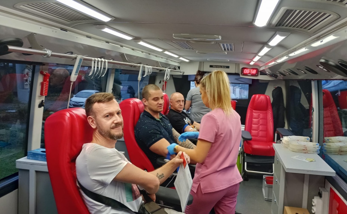 Strażacy dla Niepodległej. Akcja honorowego krwiodawstwa w Wodzisławiu Śląskim - Serwis informacyjny z Wodzisławia Śląskiego - naszwodzislaw.com