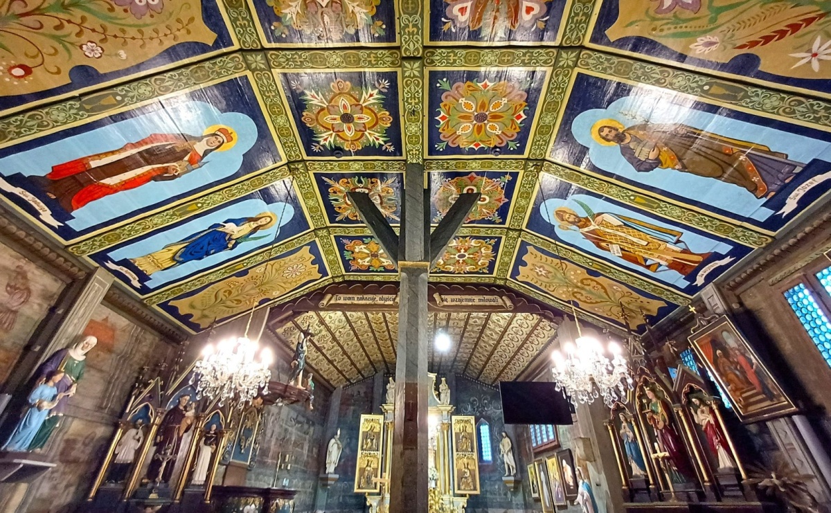 Elementy XV-wiecznego kościoła w Łaziskach odzyskały dawny blask - Serwis informacyjny z Raciborza - naszraciborz.pl