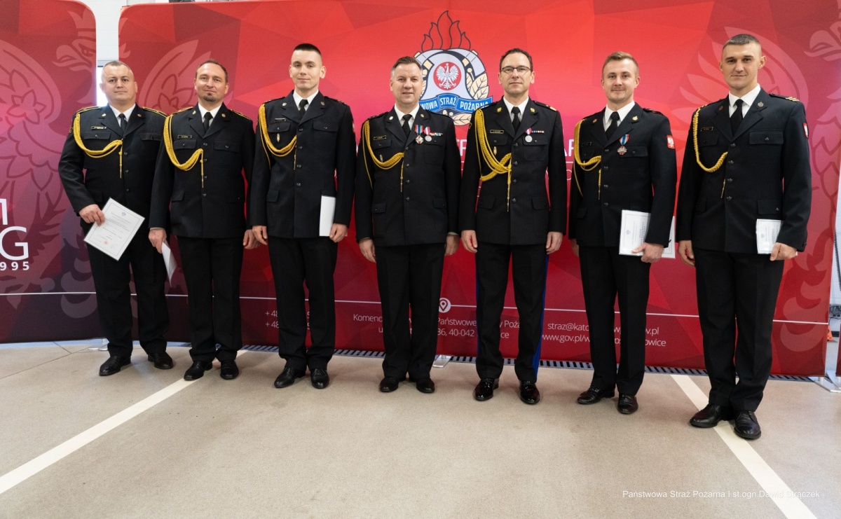 Strażacy z Wodzisławia Śląskiego z awansami - Serwis informacyjny z Wodzisławia Śląskiego - naszwodzislaw.com