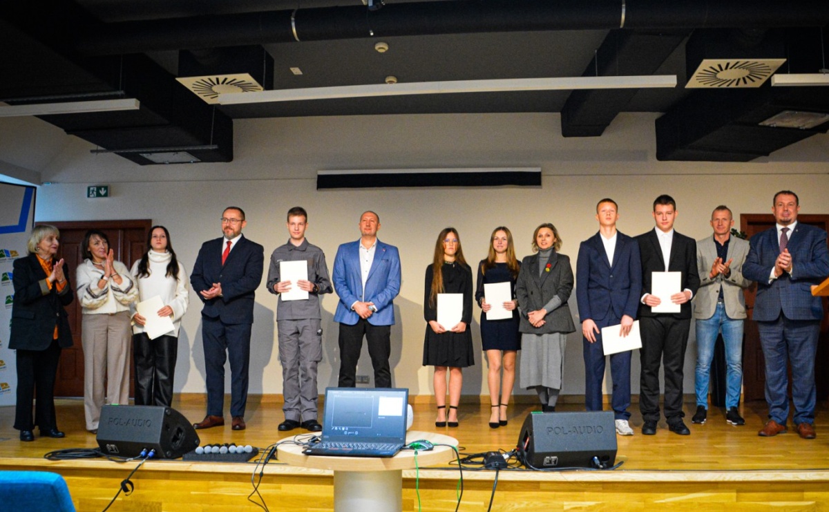 Stypendyści premiera odebrali w Raciborzu dyplomy - Serwis informacyjny z Wodzisławia Śląskiego - naszwodzislaw.com