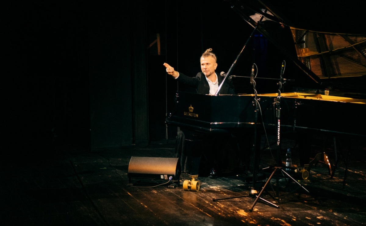 Adam Snopek w muzyczno-kabaretowym show w WCK - Serwis informacyjny z Raciborza - naszraciborz.pl