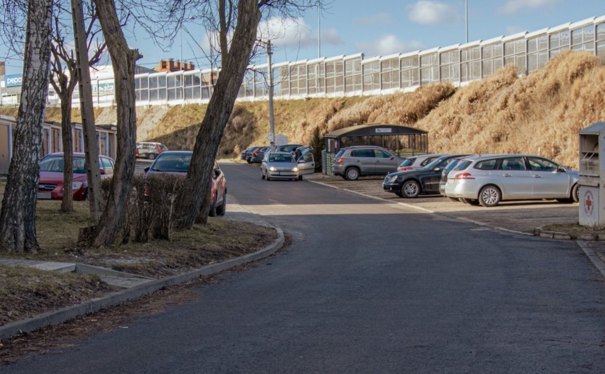 Zakończono przebudowę drogi bocznej przy ul. Wyszyńskiego - Serwis informacyjny z Wodzisławia Śląskiego - naszwodzislaw.com