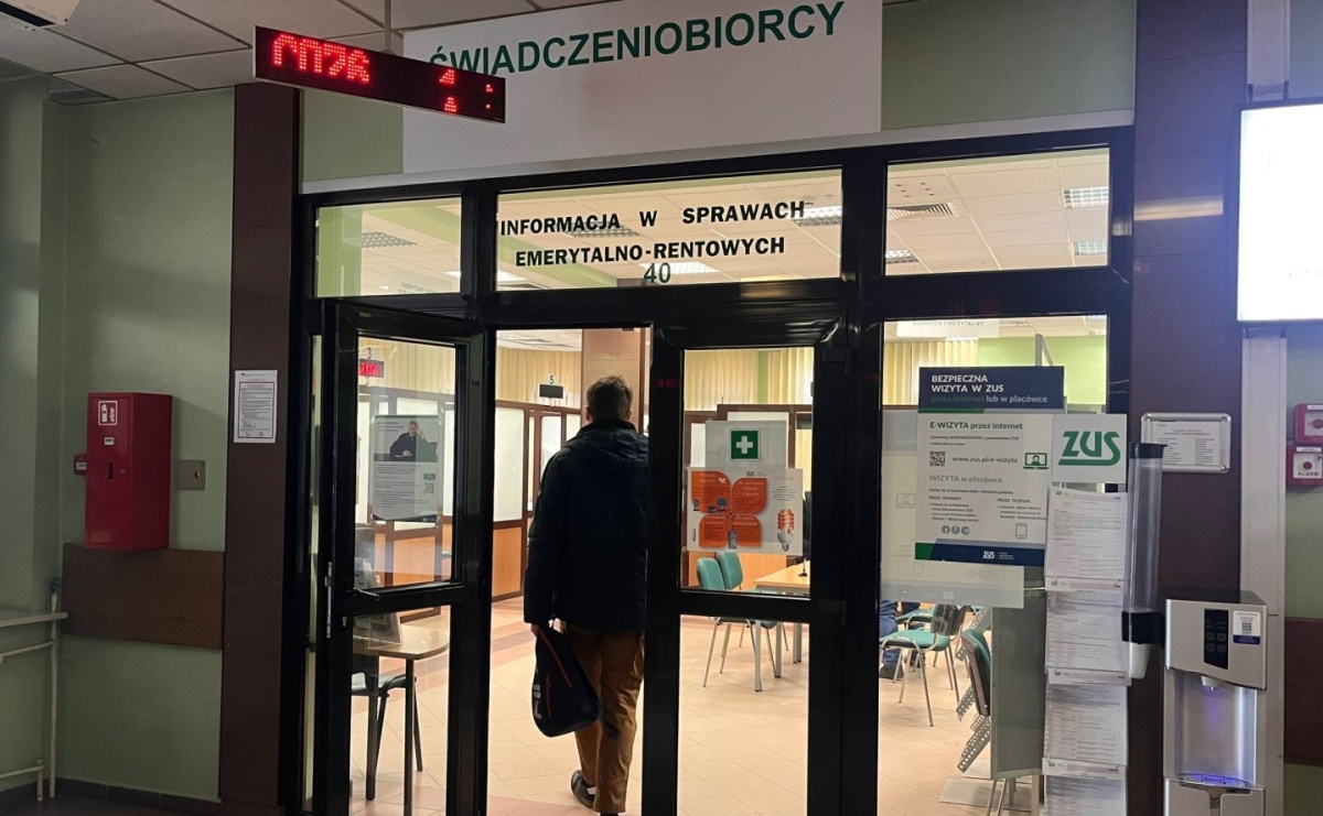 Dorabiałeś do wcześniejszej emerytury czy renty w ubiegłym roku? Do końca lutego przekaż do ZUS informację o przychodach - Serwis informacyjny z Raciborza - naszraciborz.pl