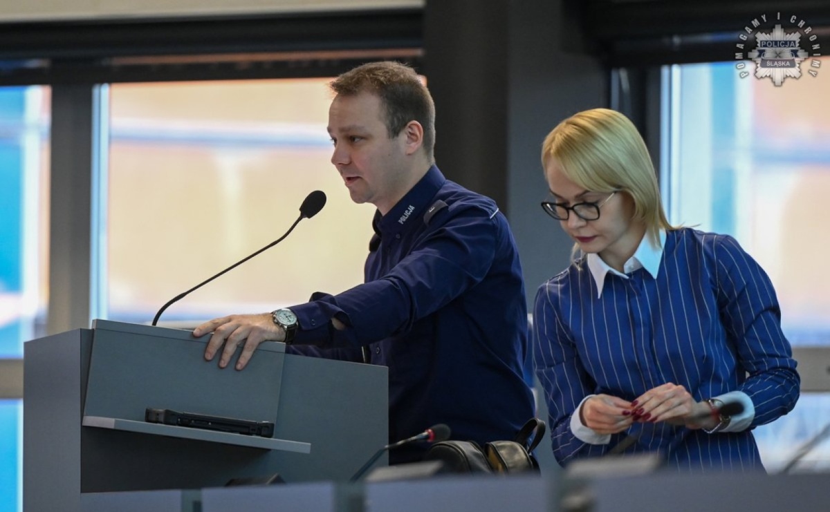 Policjanci szkolili się z ochrony praw człowieka - Serwis informacyjny z Raciborza - naszraciborz.pl