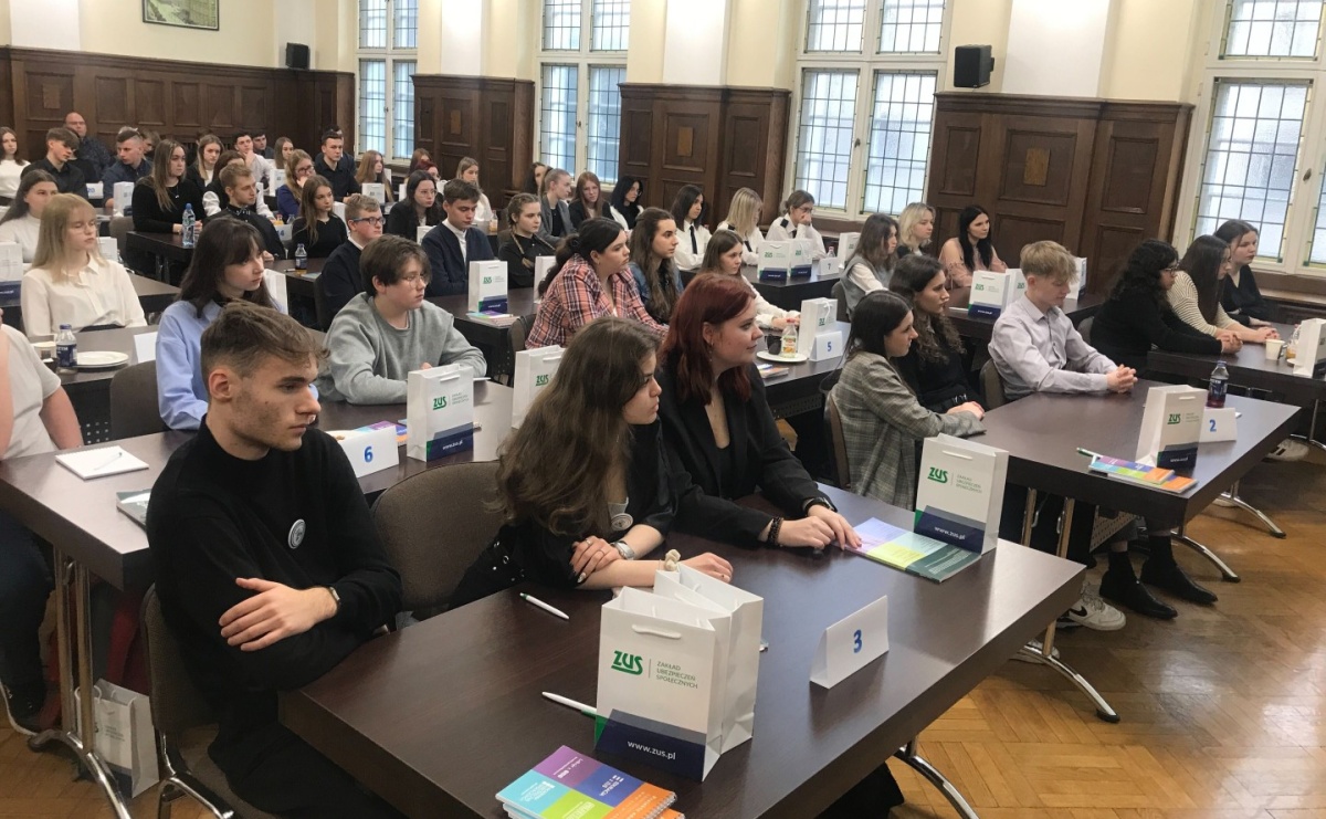 Kolejny etap olimpiady ZUS tuż-tuż. 4 marca dowiemy się, która szkoła będzie reprezentować Śląsk w centralnych zmaganiach - Serwis informacyjny z Raciborza - naszraciborz.pl