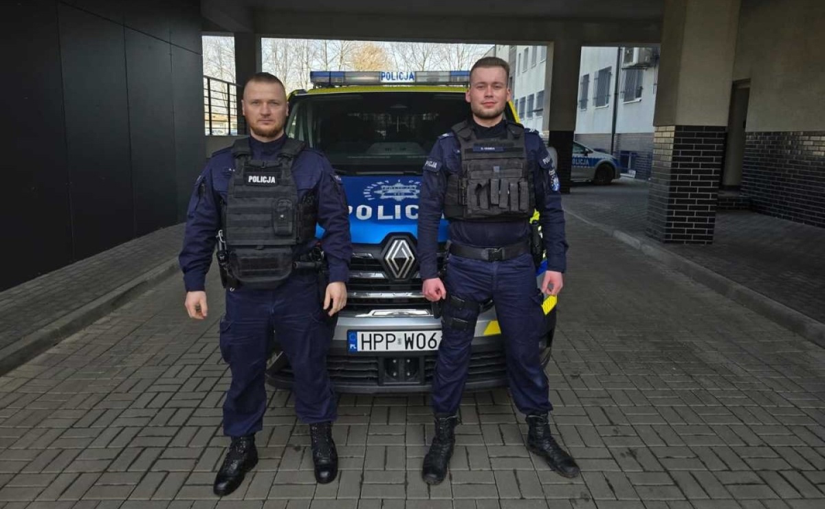 Błyskawiczna reakcja policjantów uratowała życie mężczyzny - Serwis informacyjny z Raciborza - naszraciborz.pl