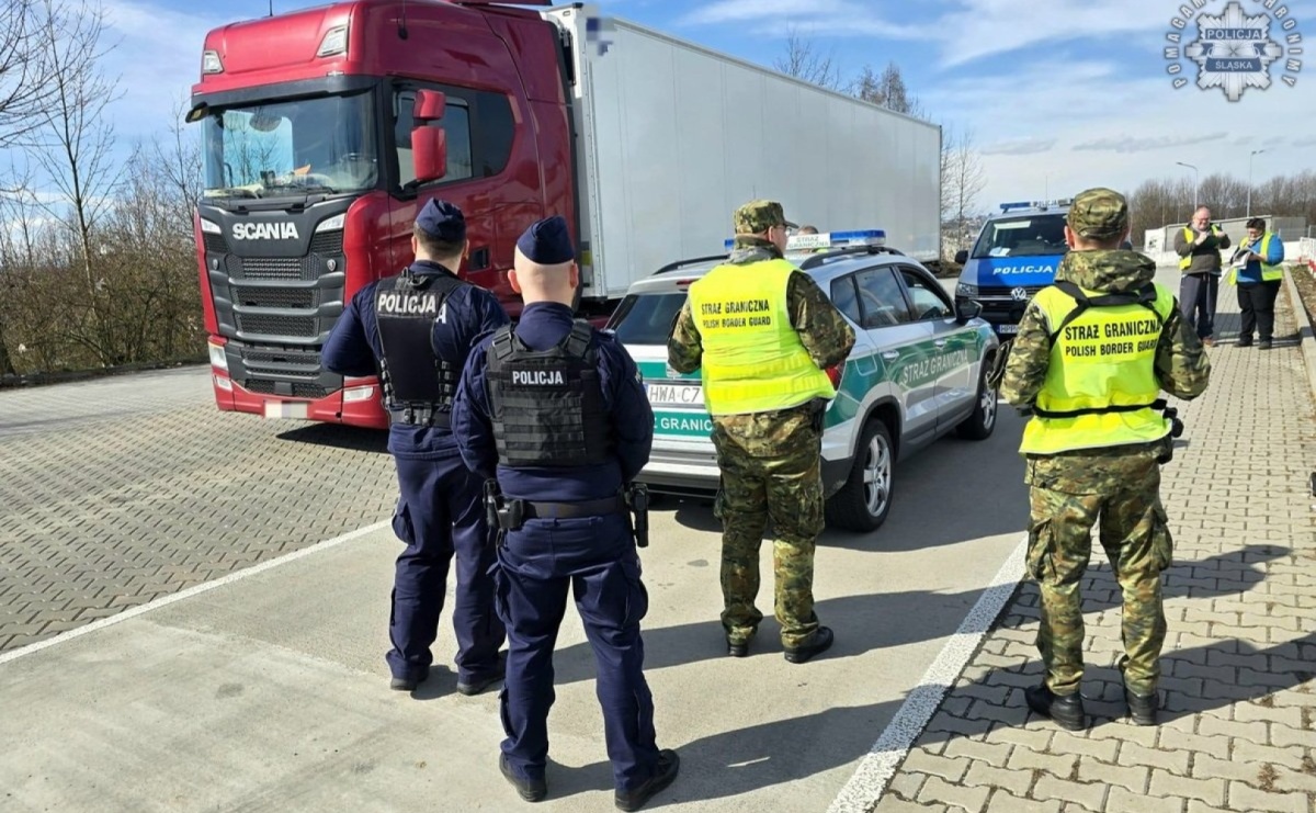 Śląska Policja kontroluje pojazdy w związku z epidemią pryszczycy - Serwis informacyjny z Raciborza - naszraciborz.pl