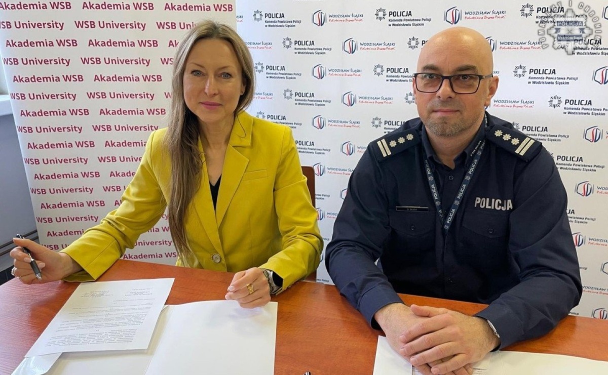 Wodzisławska komenda będzie współpracować z uczelnią z Dąbrowy Górniczej - Serwis informacyjny z Wodzisławia Śląskiego - naszwodzislaw.com