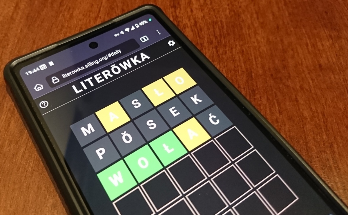 Śląskie Wordle, czyli poprzez zabawę ku wiedzy – nowe narzędzie do nauki języka śląskiego - Serwis informacyjny z Raciborza - naszraciborz.pl