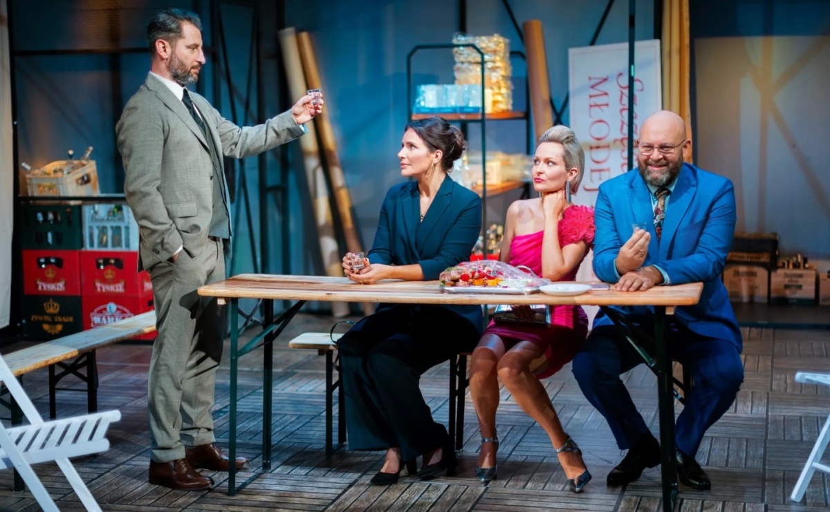 Wstyd. Komedia, która zmienia zasady gry. Spektakl w WCK - Serwis informacyjny z Raciborza - naszraciborz.pl