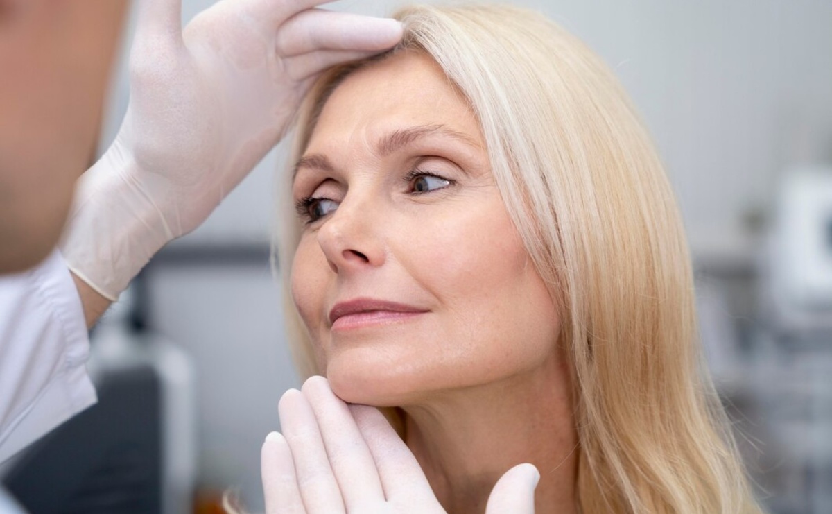 Szukasz lekarstwa na zmarszczki i nierównomierny koloryt cery? Poznaj laser tulowy Moxi - zaawansowany sposób odmładzania skóry - Serwis informacyjny z Raciborza - naszraciborz.pl