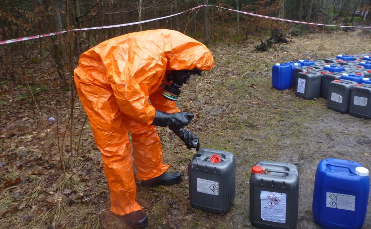 Śmieci w lasach - niekończąca się opowieść - Serwis informacyjny z Raciborza - naszraciborz.pl