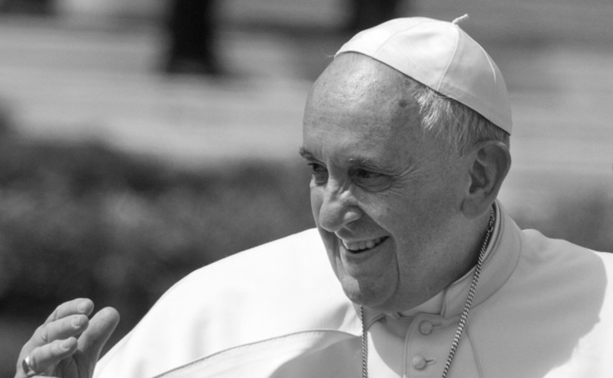 Katowice - w czwartek o godz. 18.00 Msza św. w intencji zmarłego papieża Franciszka - Serwis informacyjny z Raciborza - naszraciborz.pl