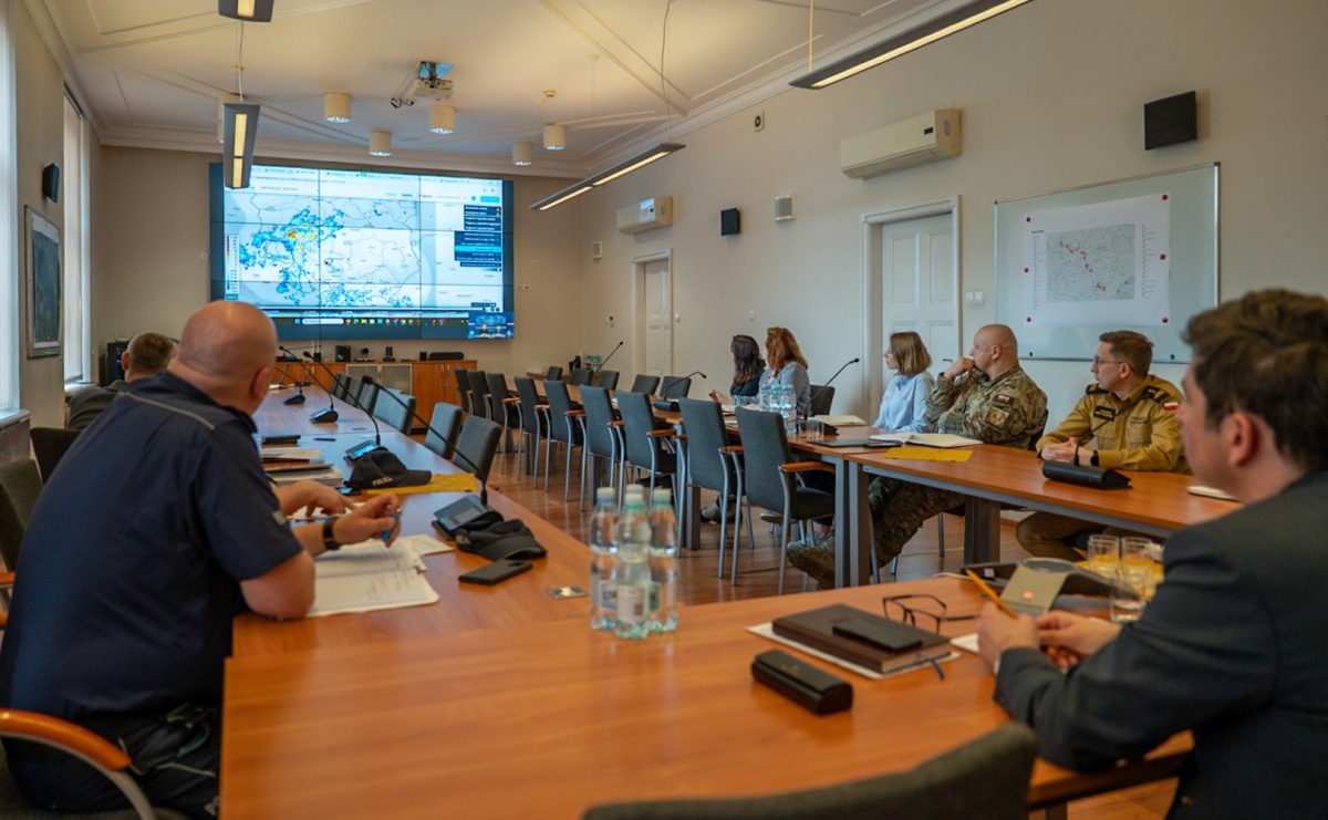 Narada koordynacyjna w sprawie prognozowanych nawalnych opadów - Serwis informacyjny z Raciborza - naszraciborz.pl