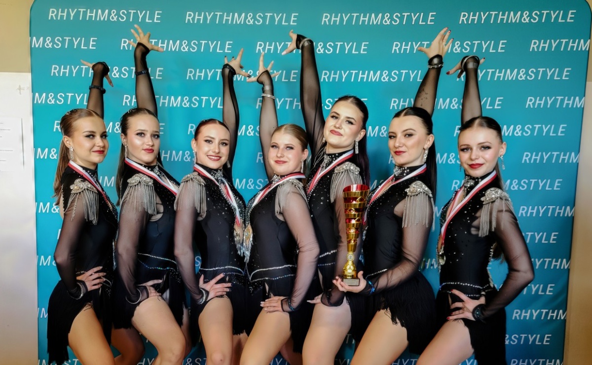 Srebrny medal dla formacji Spin Ladies z WCK - Serwis informacyjny z Raciborza - naszraciborz.pl