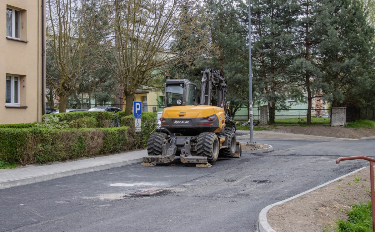 Trwają prace na ul. PCK w Wodzisławiu Śląskim - Serwis informacyjny z Raciborza - naszraciborz.pl
