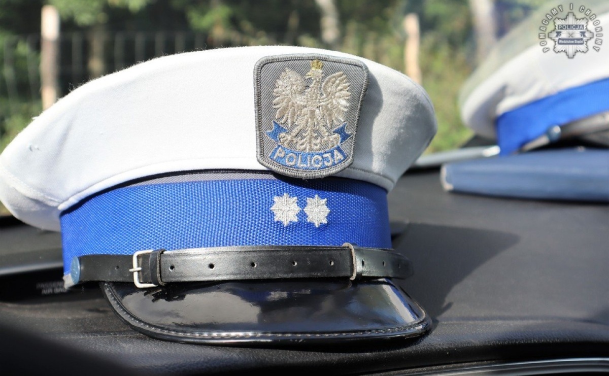 Popisowa jazda młodego kierowcy BMW zakończona kosztowną lekcją pokory - Serwis informacyjny z Raciborza - naszraciborz.pl