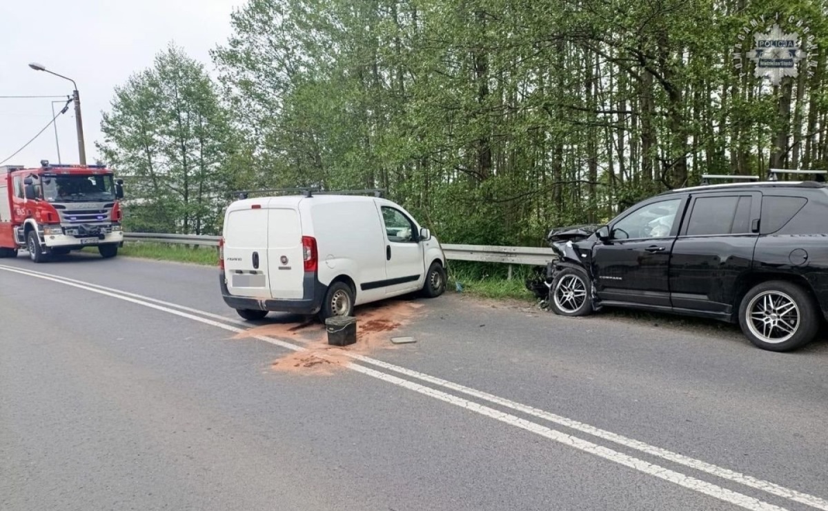 Zaśnięcie za kierownicą przyczyną czołówki na Czyżowickiej - Serwis informacyjny z Raciborza - naszraciborz.pl