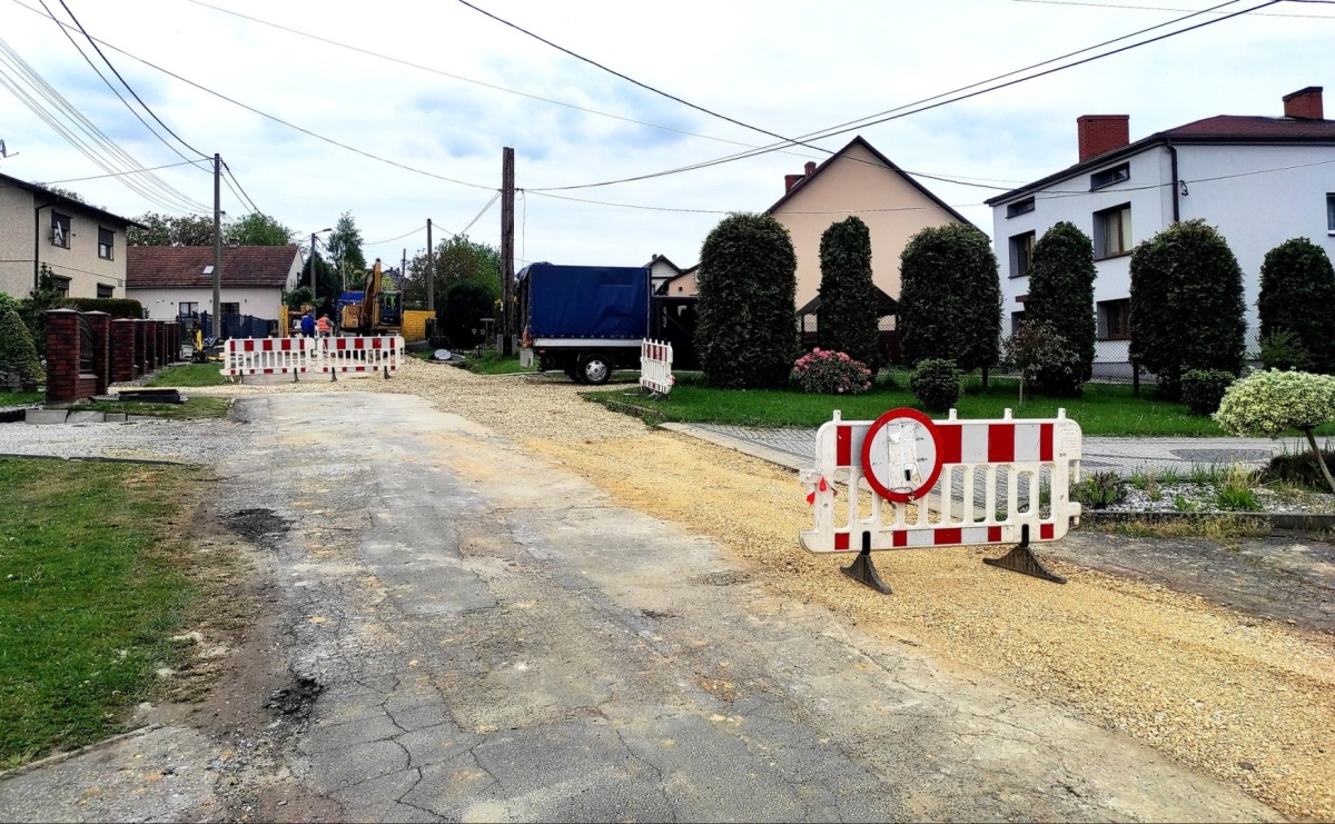 Trwają prace na ul. Chełmońskiego w Wodzisławiu Śląskim - Serwis informacyjny z Raciborza - naszraciborz.pl