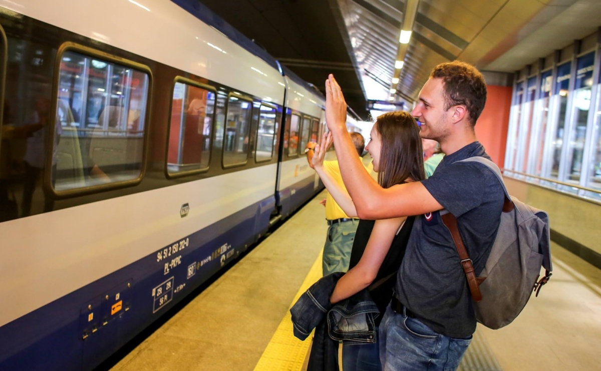 Rusza bezpośredni pociąg z Polski do Chorwacji. Pojedzie przez Rybnik, Wodzisław Śląski i Chałupki - Serwis informacyjny z Raciborza - naszraciborz.pl