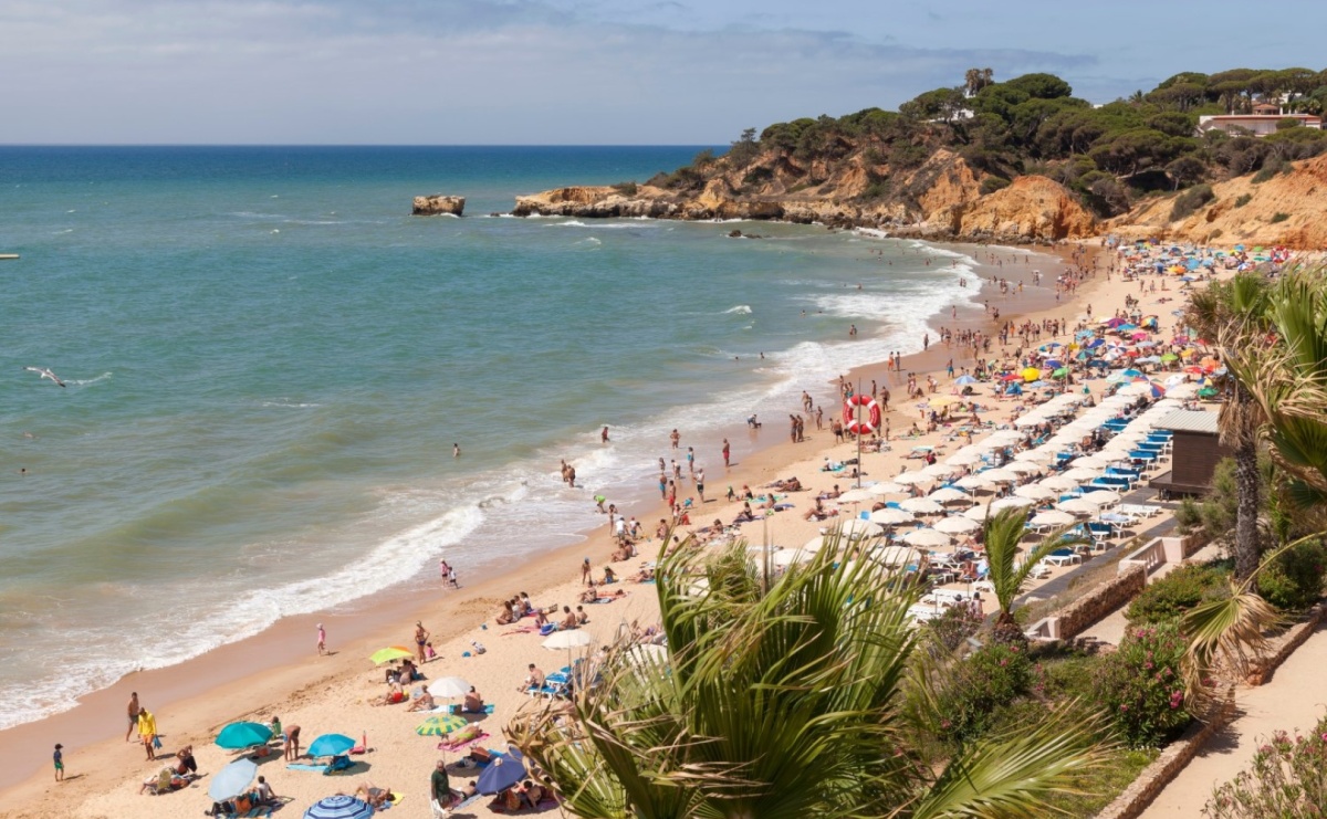 Wakacje w Hiszpanii – jak wybrać ofertę dopasowaną do Twoich potrzeb? - Serwis informacyjny z Raciborza - naszraciborz.pl