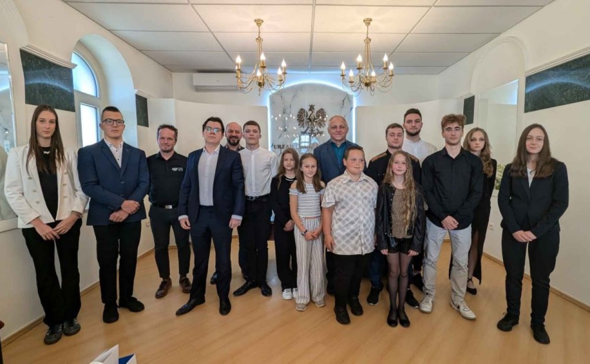 Pszów. Wręczono nagrody za osiągnięcia sportowe 2024 - Serwis informacyjny z Raciborza - naszraciborz.pl