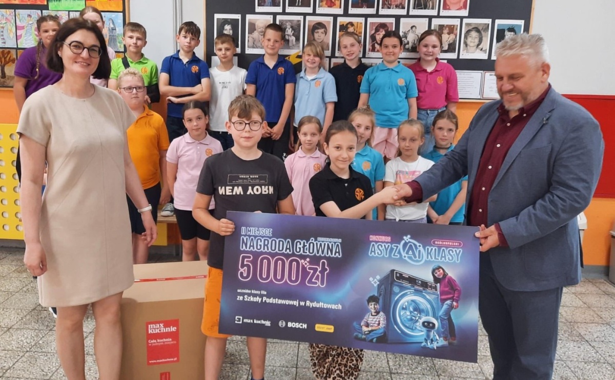 Asy z AI-Klasy. Uczniowie z Rydułtów na podium - Serwis informacyjny z Wodzisławia Śląskiego - naszwodzislaw.com